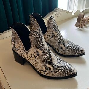 Blondo Snakeskin ankle bootie
